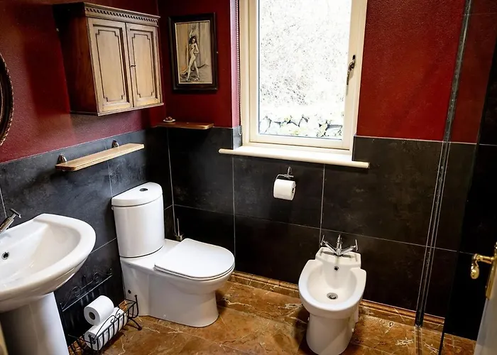 Apartment Cliff View